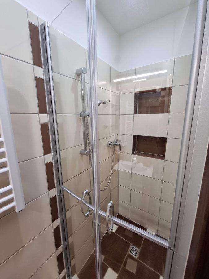 Flora Apartman Apartment Szeged Luaran gambar