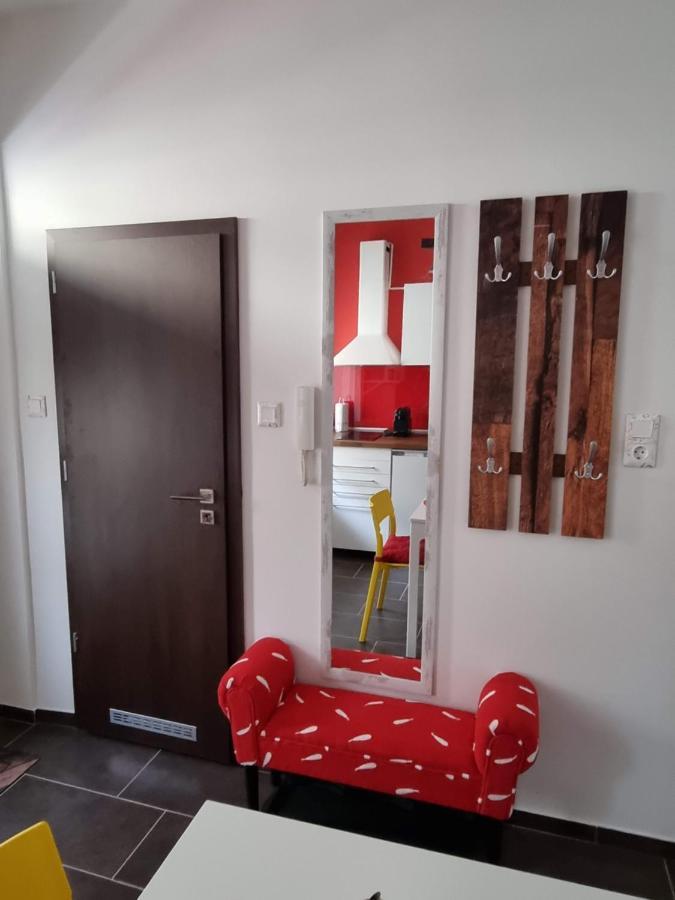 Flora Apartman Apartment Szeged Luaran gambar