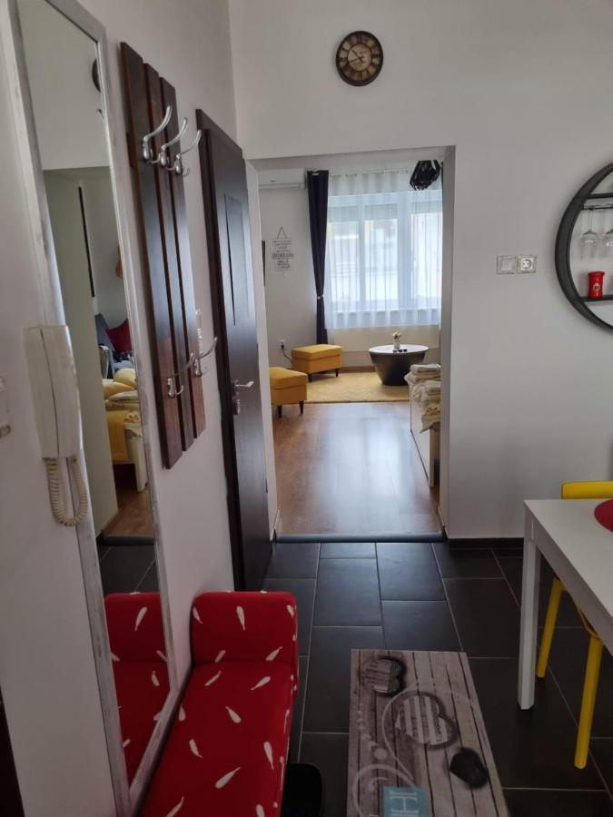 Flora Apartman Apartment Szeged Luaran gambar